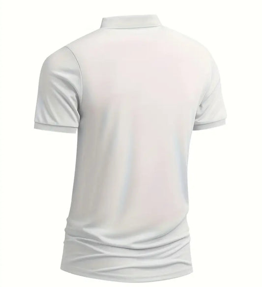 Camiseta polo color blanco unbound.